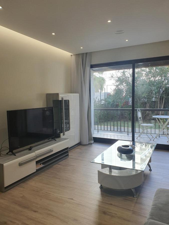 דירות פונשל Sunrise Glances & Free Parking מראה חיצוני תמונה